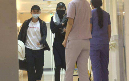 孙怡产后出院身材依然纤细【图】爆新晋辣妈***恢复秘诀!